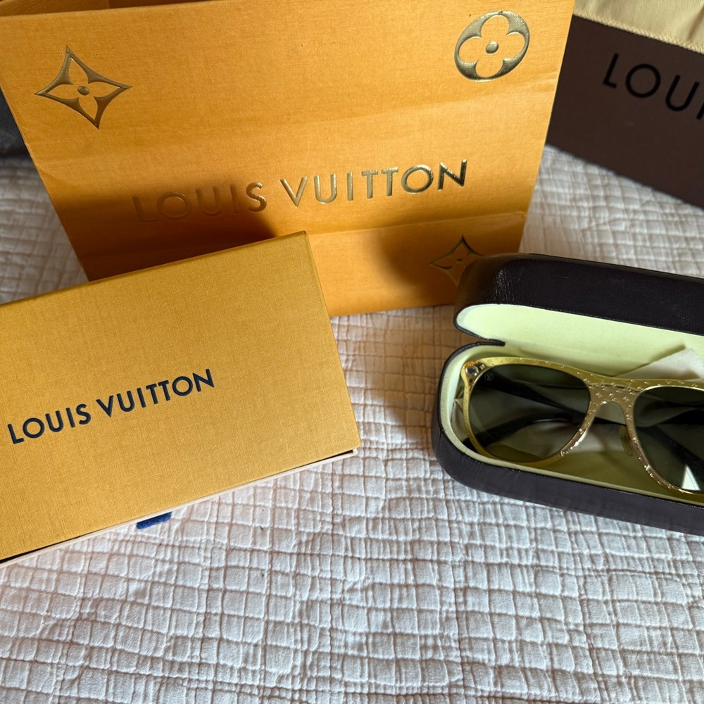 Louis Vuitton Gold Aviator Sunglasses